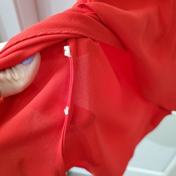 BCBG high-low dress blouse. - Picture 7 of 7